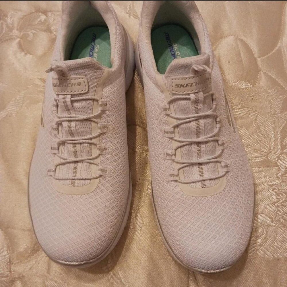 Skechers Size 10